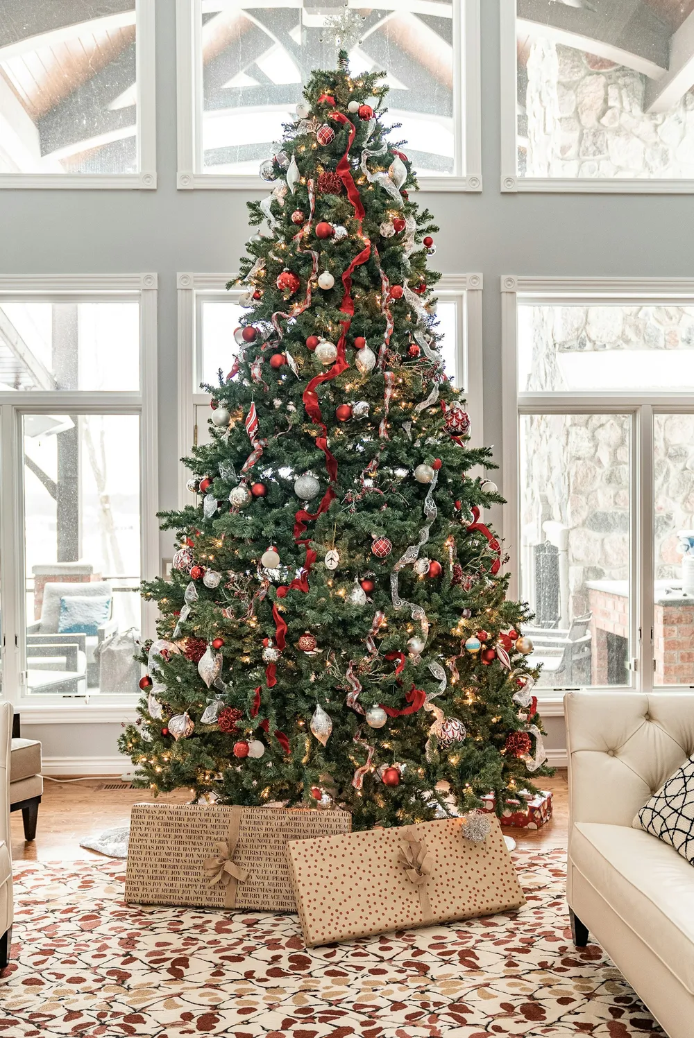 Photo of a similar item: LimBridge Cable Knit Christmas Tree Skirt, 48 in, Cream