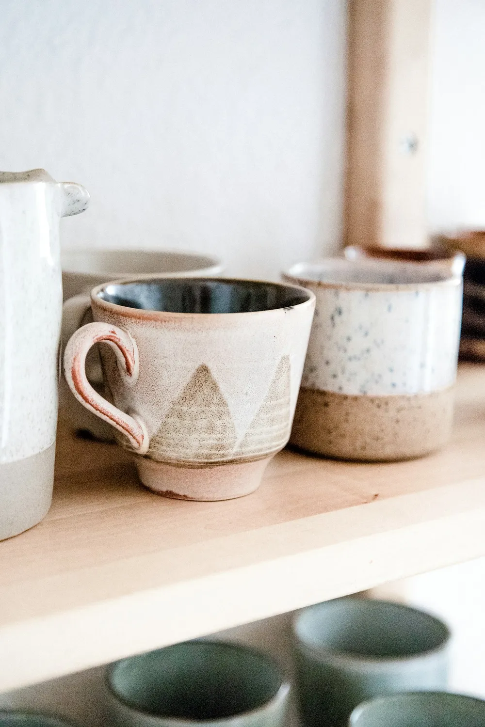 Photo of a similar item: Sango Speckled Stoneware Mugs, 17.5 oz, Set of 4