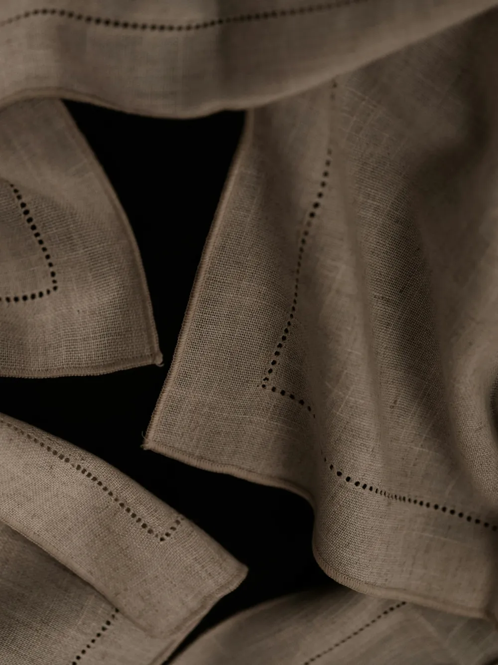 Photo of a similar item: Lightnpro Hemstitched Cloth Napkins, Set of 12