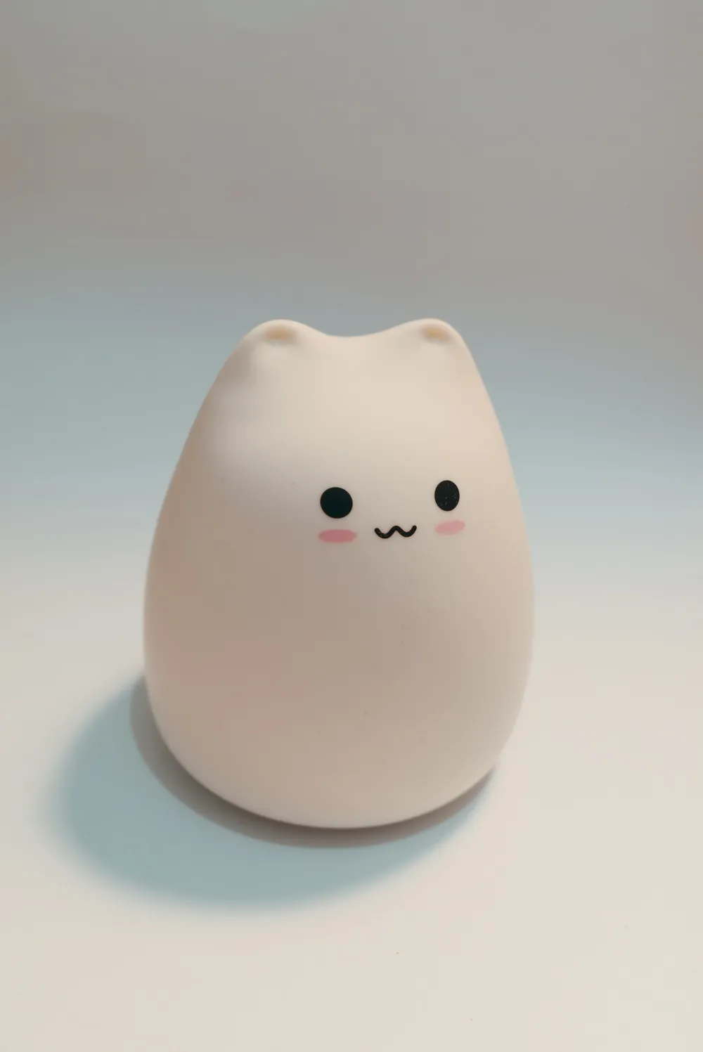 Photo of a similar item: Mubarek Silicone Cat Night Light
