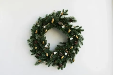 Photo of a similar item: Northlight Winona Fir Artificial Wreath, 24 in, Unlit