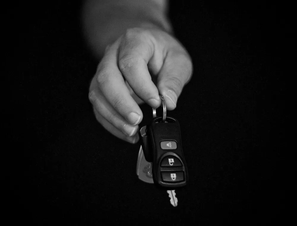 Photo of a similar item: Pebblebee Clip 5 Bluetooth Tracker