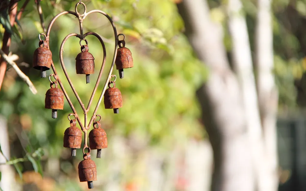 Photo of a similar item: SteadStyle Dog Memorial Wind Chime