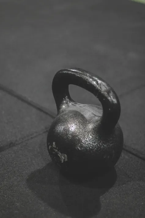 Photo of a similar item: Amazon Basics Cast Iron Kettlebell, 15 lb