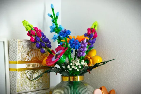 Photo of a similar item: LEGO Botanicals Wildflower Bouquet