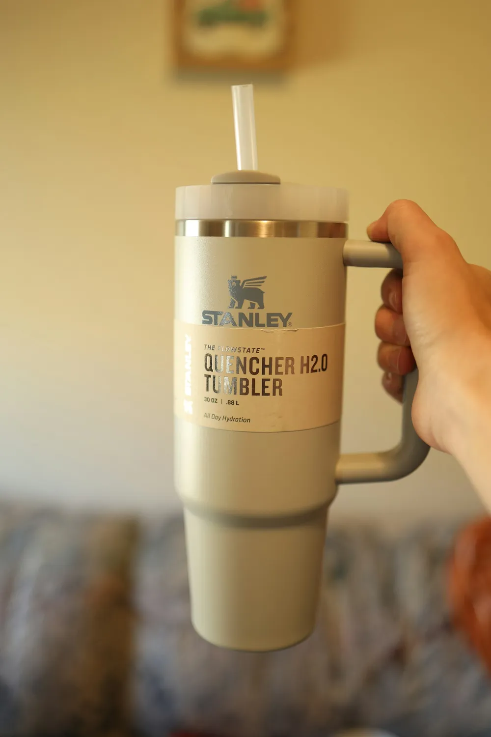 Photo of a similar item: Stanley Quencher H2.0 FlowState Tumbler, 40 oz, Black