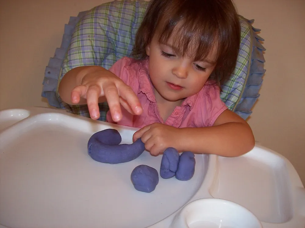 Photo of a similar item: Play-Doh Modeling Compound, 10 Cans of 2 oz