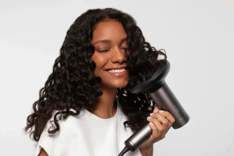 Photo of a similar item: Revlon One-Step Volumizer Hair Dryer Brush, 2.8 in Barrel