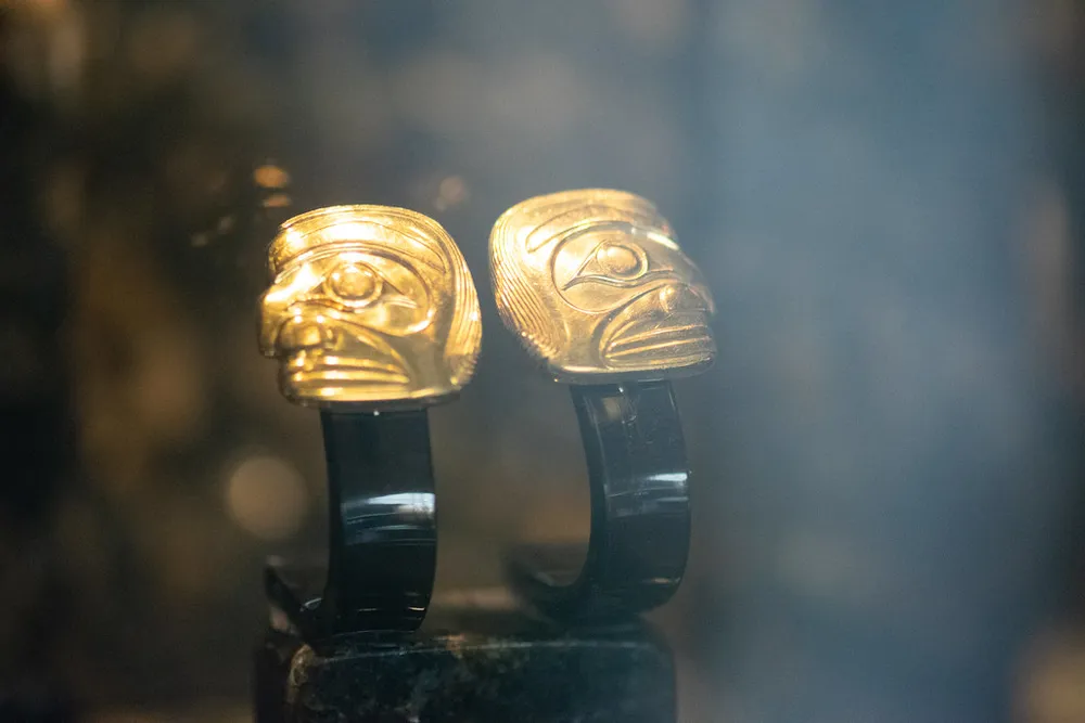 Photo of a similar item: LOYALLOOK 14K Gold-Plated Initial Cufflinks
