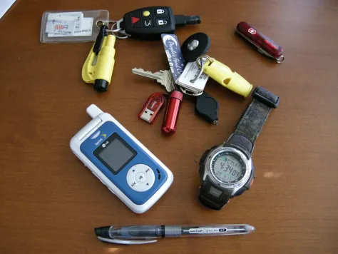 Photo of a similar item: resqme Car Escape Tool, Seatbelt Cutter and Window Breaker