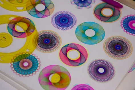 Photo of a similar item: Spirograph Deluxe Set