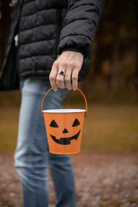 Photo of a similar item: Amloid Pumpkin Trick-or-Treat Pail, 8 in