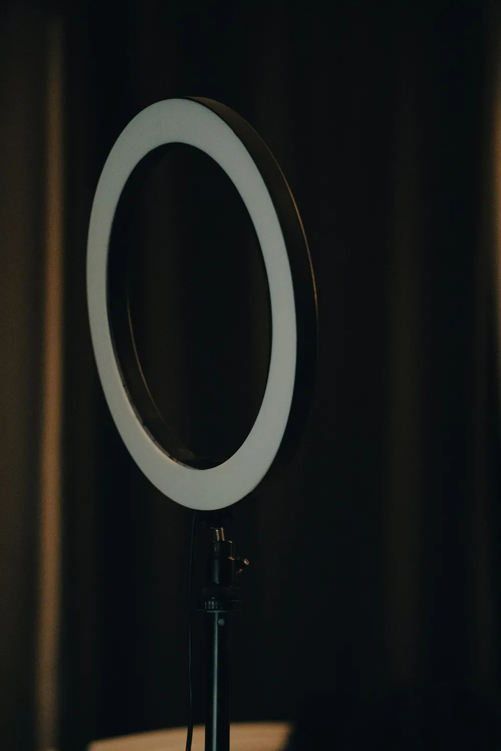 Photo of a similar item: UBeesize 10 in Ring Light with 62 in Tripod