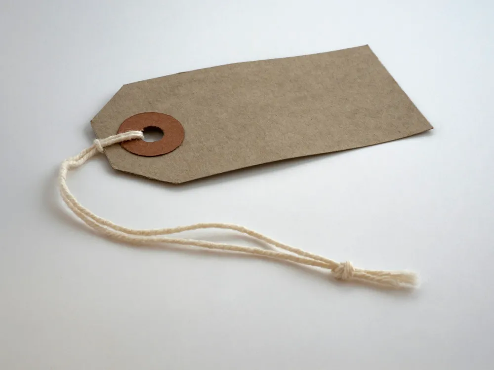 Photo of a similar item: SALLYFASHION Kraft Gift Tags with String, 100 Pack