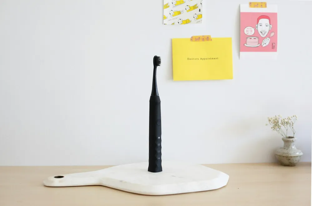 Photo of a similar item: Oral-B iO2 Rechargeable Electric Toothbrush, Pure White