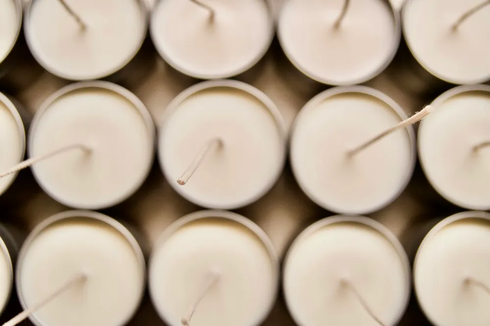 Photo of a similar item: Homemory Flickering LED Tea Lights, 24 Pack