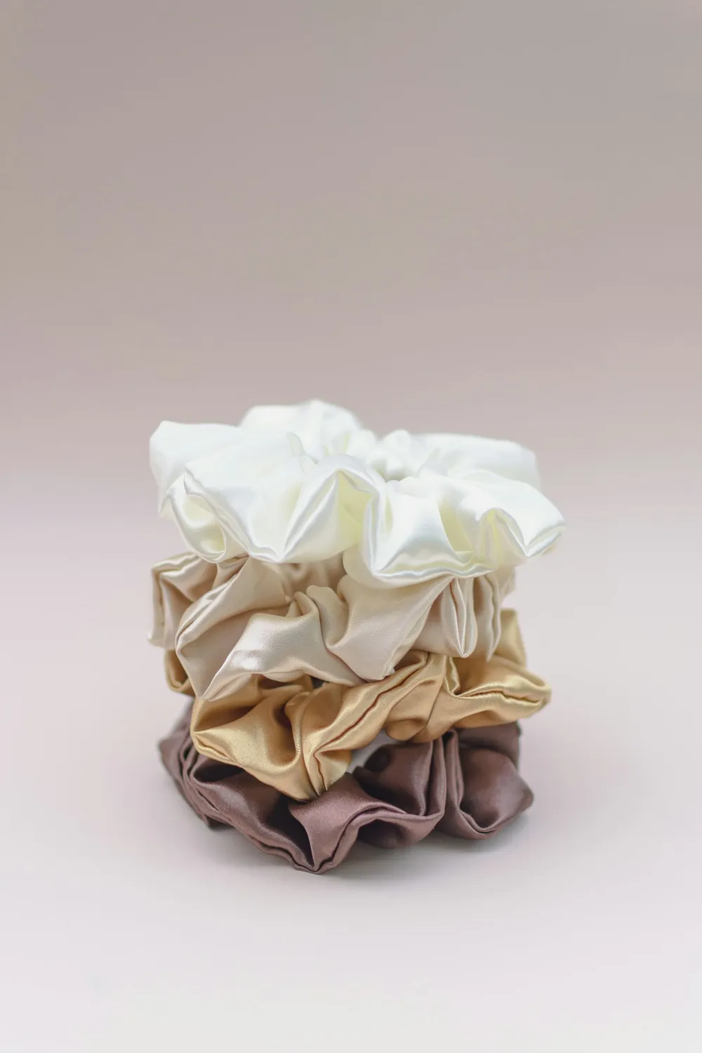 Photo of a similar item: LULUSILK Mulberry Silk Scrunchies, Black, 3 Pack