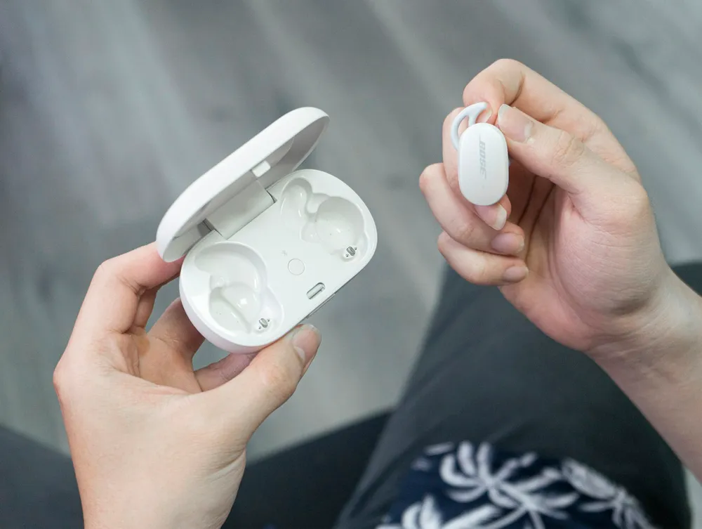 Photo of a similar item: Bose QuietComfort Ultra Earbuds (2nd Gen)