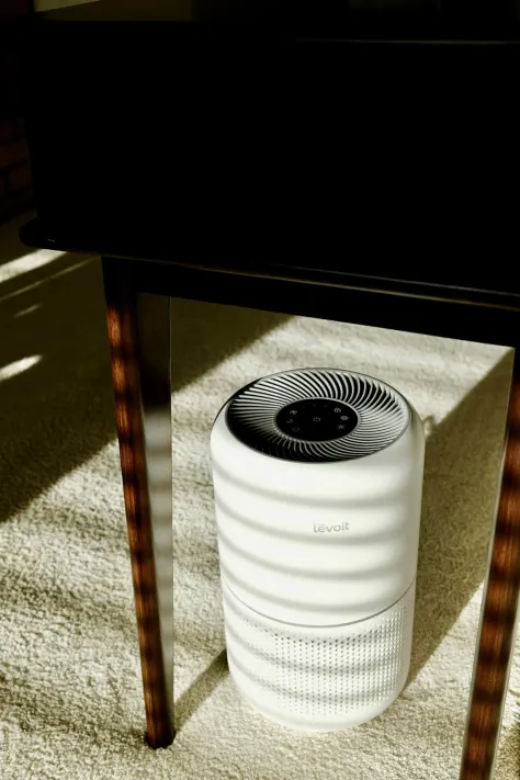 Photo of a similar item: Levoit Air Purifier, 143 CFM CADR, White