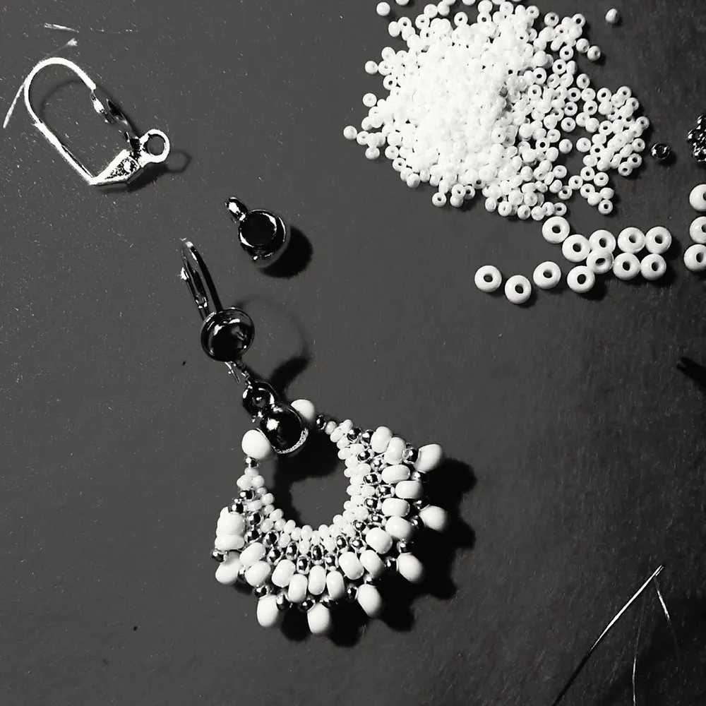 Photo of a similar item: PAVOI 925 Sterling Silver Huggie Earrings