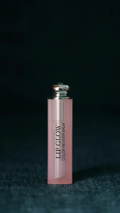 Photo of a similar item: LANEIGE Lip Glowy Balm
