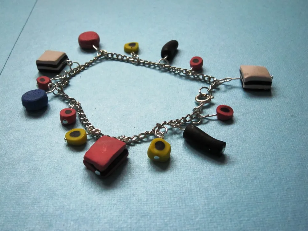 Photo of a similar item: PANDORA Heart Clasp Snake Chain Bracelet, 7.5 in