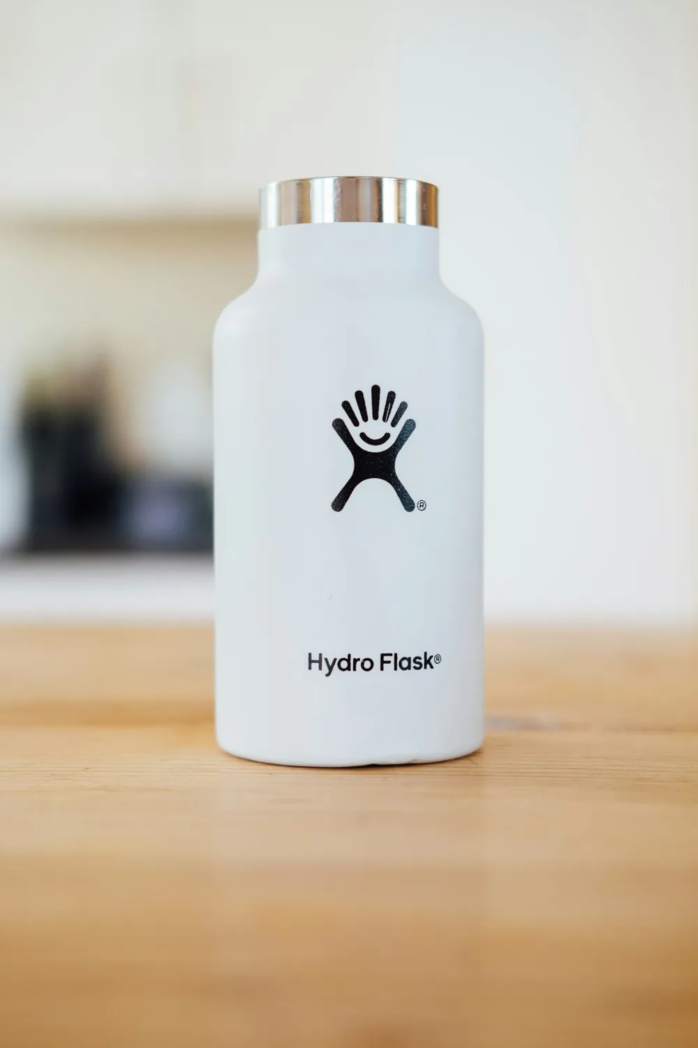 Photo of a similar item: Hydro Flask 32 oz Wide Mouth Bottle with Flex Cap, Black